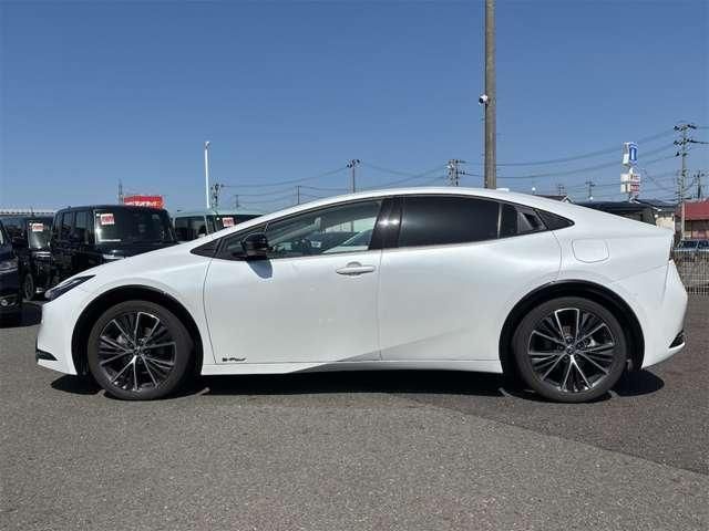 PRIUS 4WD