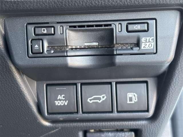PRIUS 4WD