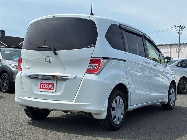 FREED 4WD