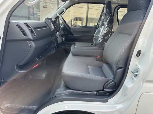 HIACE van 2WD