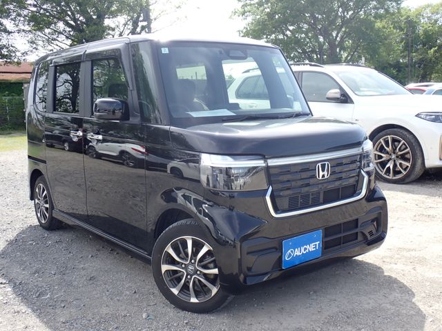 N BOX CUSTOM