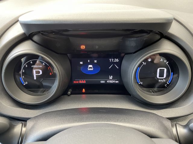 YARIS CROSS