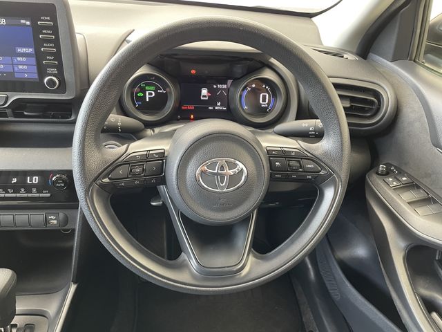 YARIS CROSS HYBRID