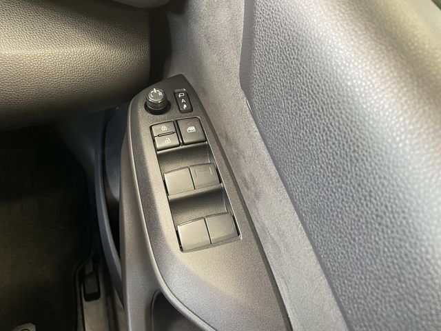 YARIS CROSS HYBRID