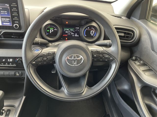 YARIS CROSS HYBRID