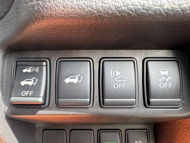 X-TRAIL HYBRID 4WD