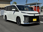 VOXY HYBRID