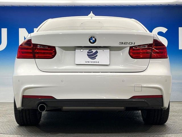 BMW 3 Series sedan