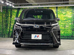 VOXY HYBRID