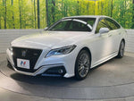 CROWN sedan hybrid