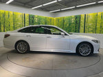CROWN sedan hybrid