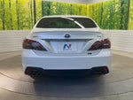 CROWN sedan hybrid