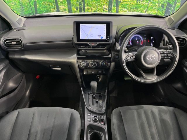 YARIS CROSS