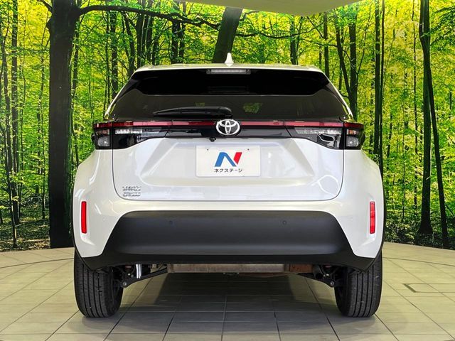 YARIS CROSS