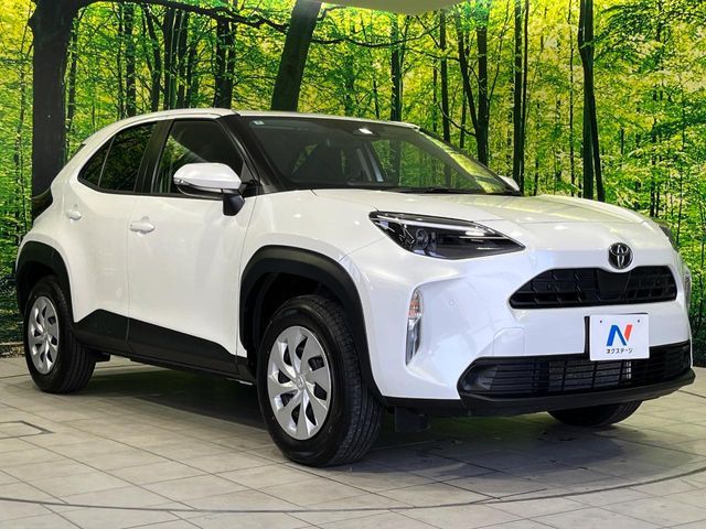 YARIS CROSS