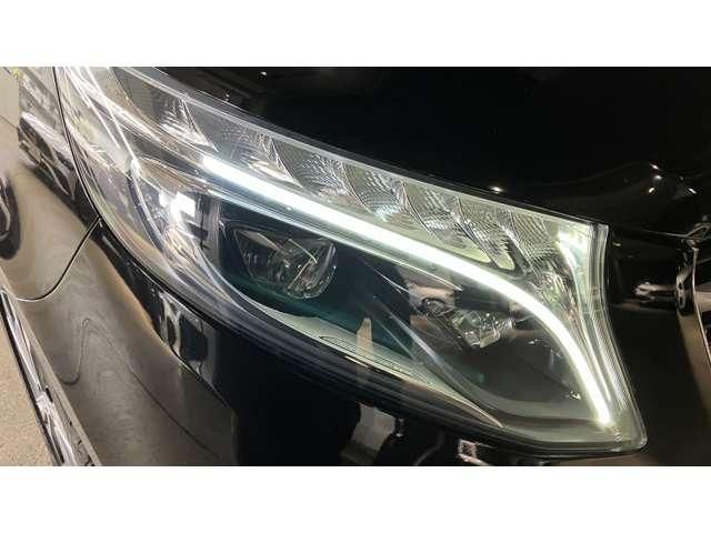 MERCEDES BENZ V class