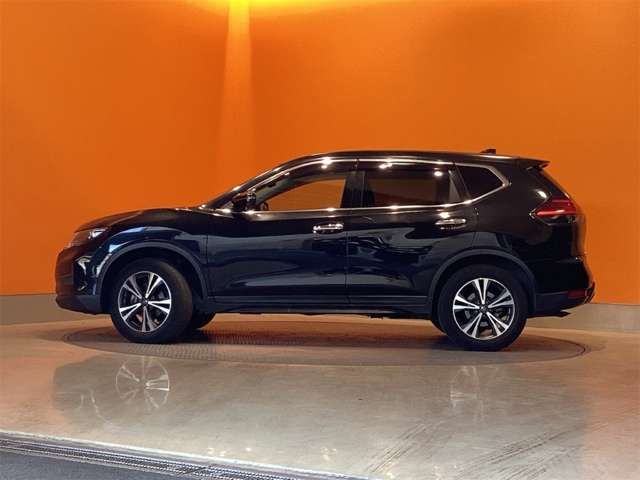 X-TRAIL 2WD