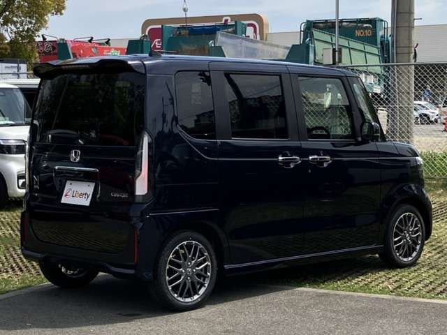 N BOX CUSTOM