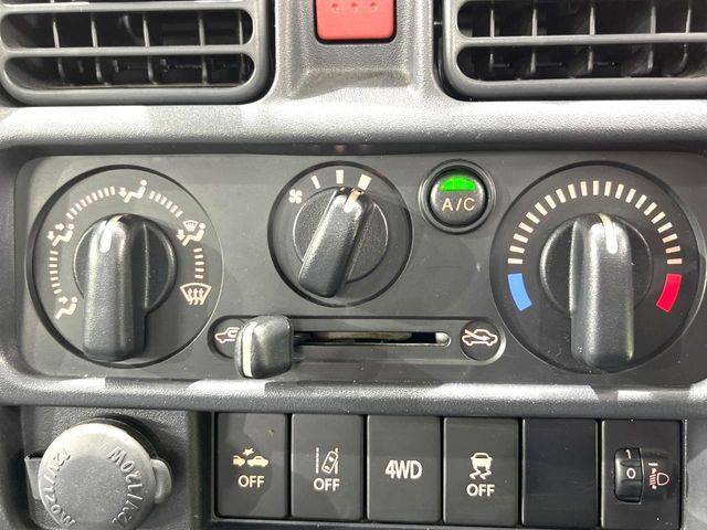 NT100 CLIPPER 4WD