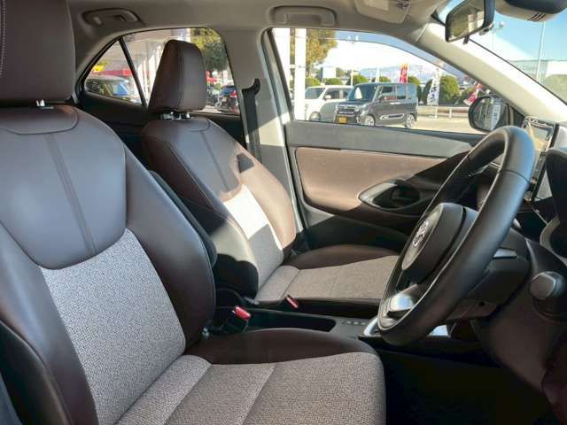 YARIS CROSS HYBRID