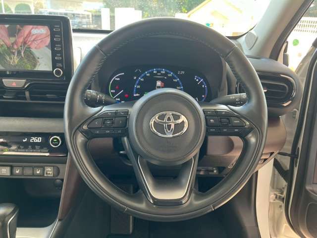 YARIS CROSS HYBRID