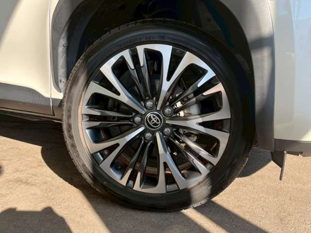 YARIS CROSS HYBRID