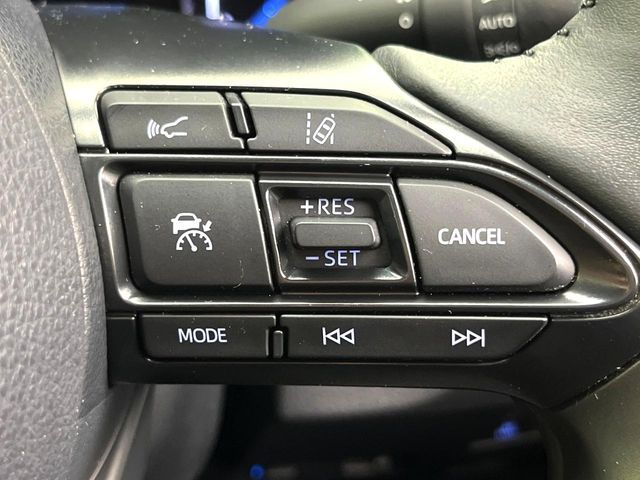 YARIS CROSS HYBRID