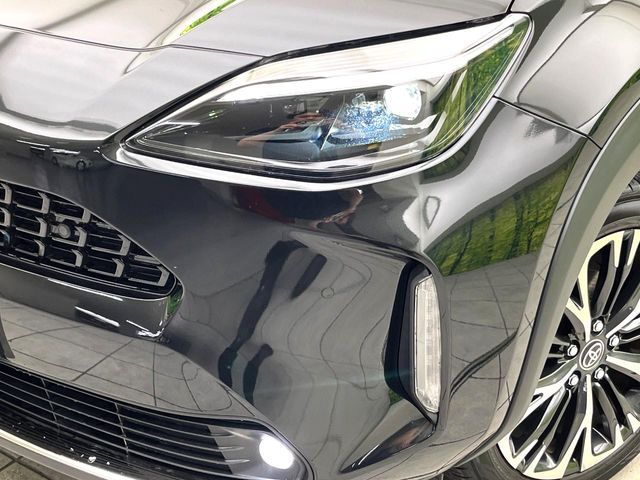 YARIS CROSS HYBRID