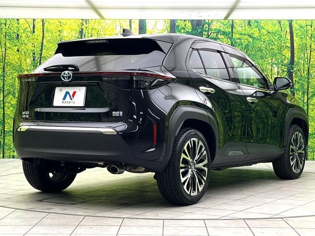 YARIS CROSS HYBRID