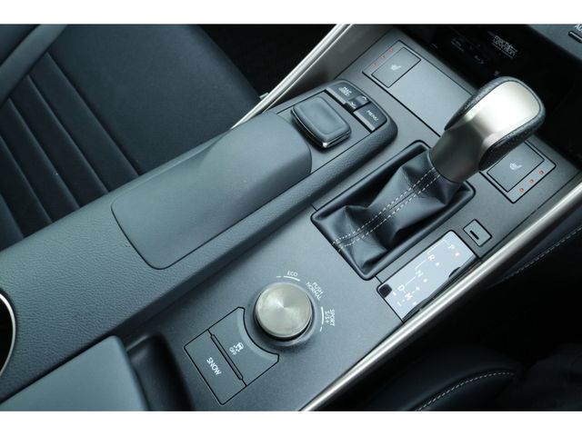 LEXUS IS350