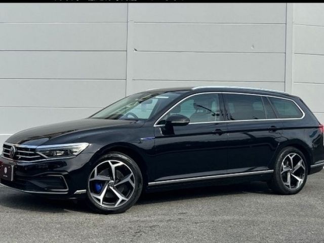 VOLKSWAGEN PASSAT GTE VARIANT