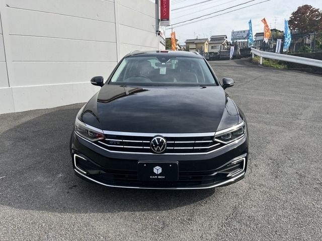 VOLKSWAGEN PASSAT GTE VARIANT