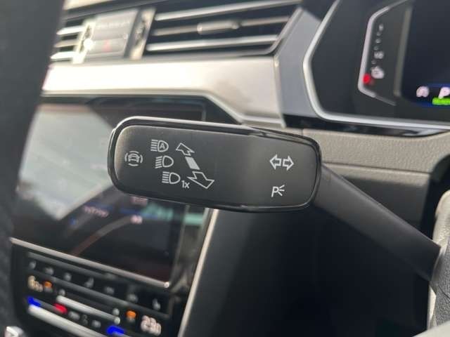 VOLKSWAGEN PASSAT GTE VARIANT