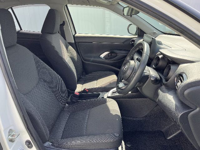 YARIS CROSS HYBRID