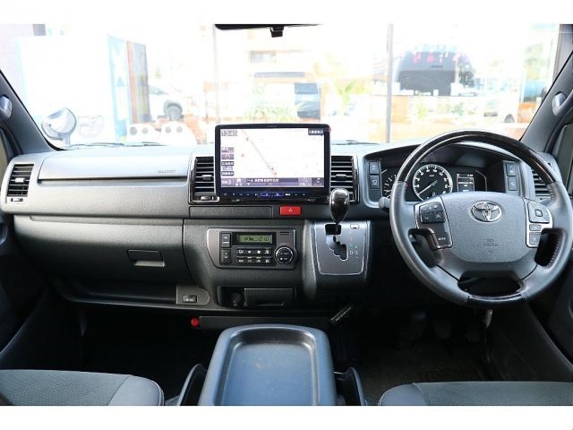 HIACE van 4WD