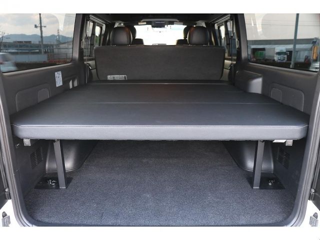 HIACE van 4WD