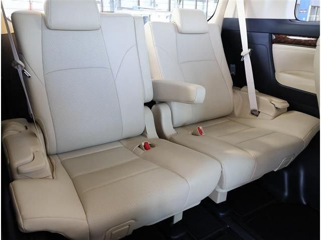 ALPHARD hybrid 4WD