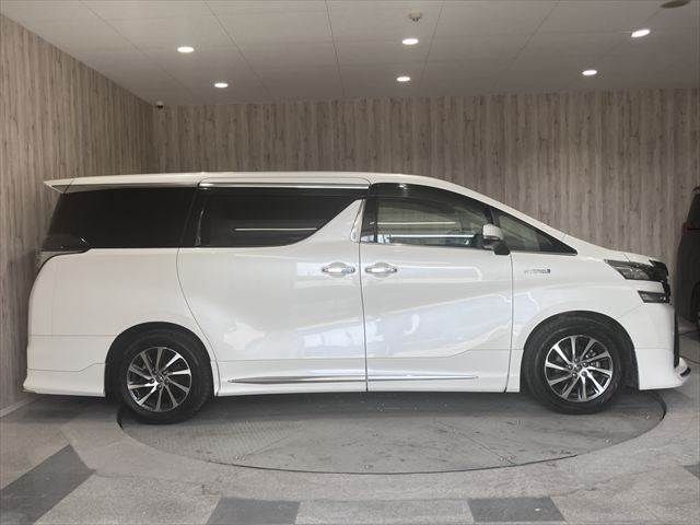 VELLFIRE HYBRID 4WD