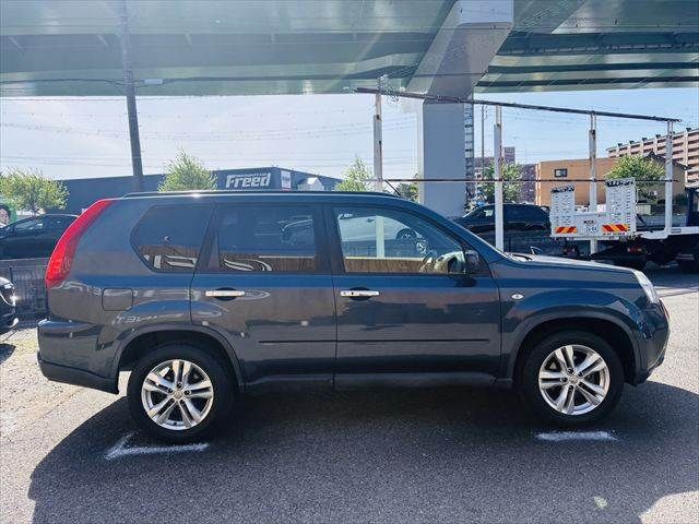X-TRAIL 4WD