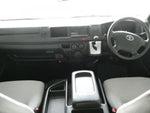 HIACE COMMUTER