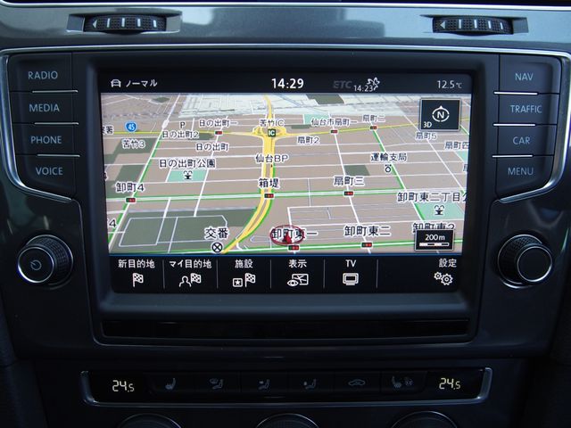 VOLKSWAGEN GOLF Alltrack