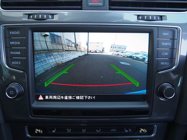 VOLKSWAGEN GOLF Alltrack