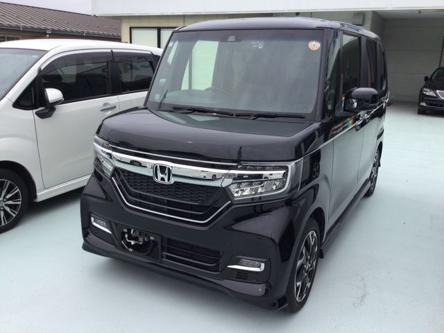 N BOX CUSTOM