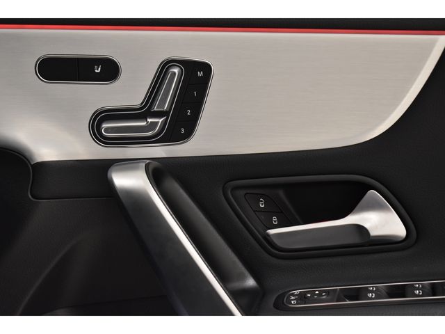 MERCEDES BENZ CLA class