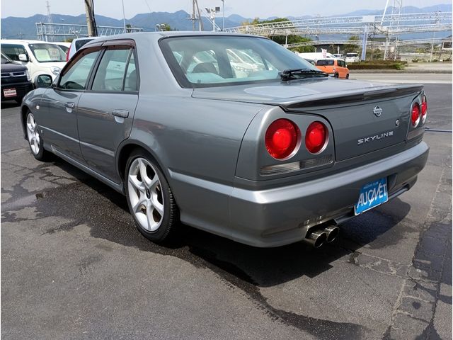 SKYLINE