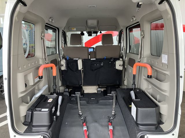 NV100 CLIPPER RIO 4WD