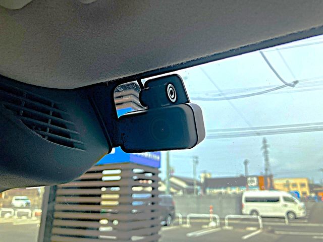 NV100 CLIPPER RIO 4WD
