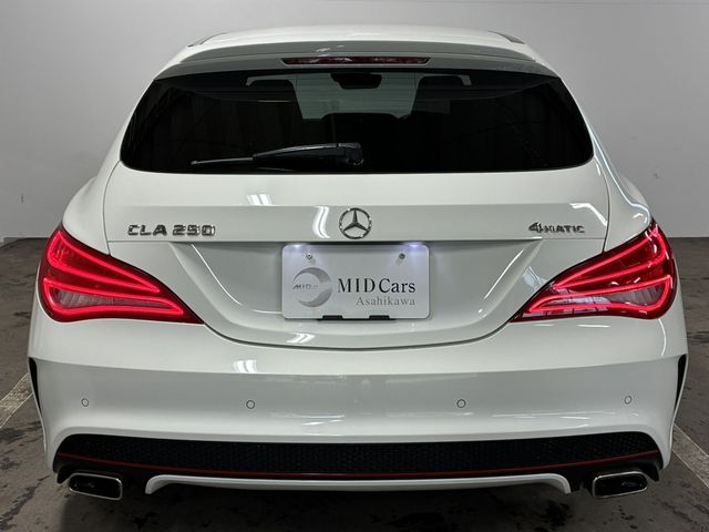 MERCEDES BENZ CLA Shooting Brake