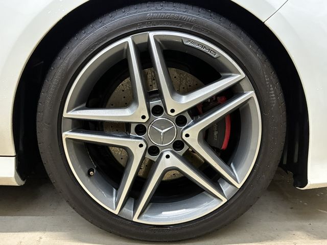 MERCEDES BENZ CLA Shooting Brake