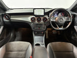 MERCEDES BENZ CLA Shooting Brake